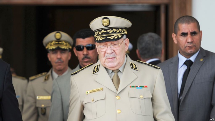 Algérie : le chef d’état-major de l’armée demande de déclarer Abdelaziz Bouteflika inapte Algérie : le chef d’état-major de l’armée demande de déclarer Abdelaziz Bouteflika inapte