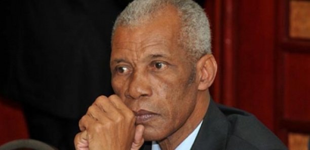 INVESTITURE DE MACKY SALL : L’OMBRE DE BRUNO DIATTA A PLANÉ SUR LA CÉRÉMONIE