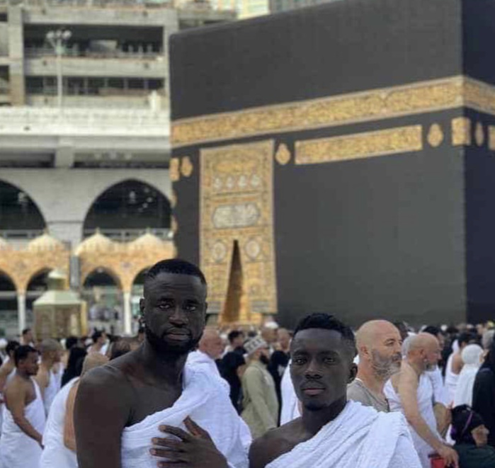 Idrissa Gana Gueye et Cheikhou Kouyaté en « Oumra » à la Mecque