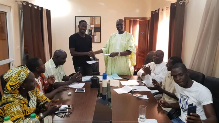 Niary Tally : Pape Thiaw reconduit sur le banc pour 3 saisons Niary Tally : Pape Thiaw reconduit sur le banc pour 3 saisons