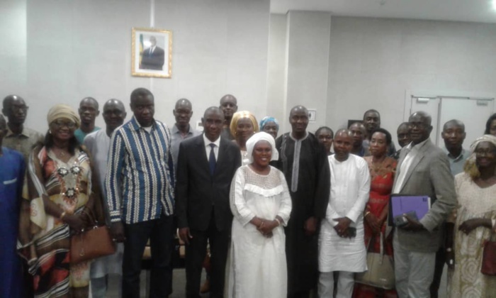 Affaire des ex enseignants des écoles franco-sénégalaises : Mamadou Talla désamorce la bombe.