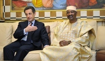 Mali : La France a eu un contact rassurant avec le président Touré