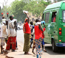 "Diay ndokh", ce métier des temps anciens en cours à Koungheul