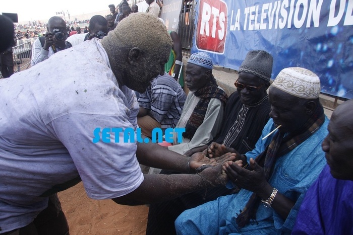 REGARDEZ. Les images du combat Balla Gaye 2 Vs Yékini