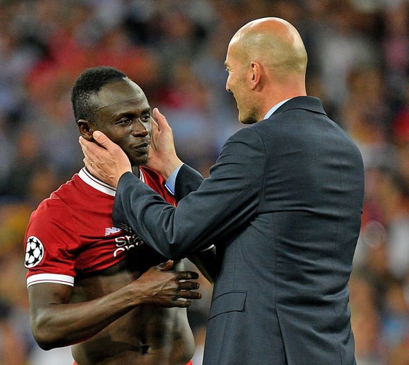 Real Madrid : Sadio Mané toujours dans les petits papiers de Zizou.