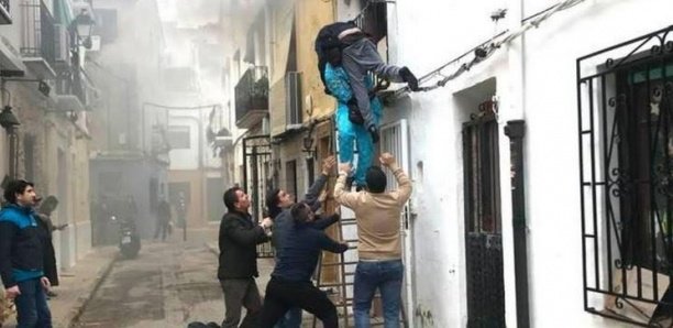 À TITRE EXCEPTIONNEL : L’ESPAGNE RÉGULARISE LE SÉNÉGALAIS QUI AVAIT SAUVÉ UN HANDICAPÉ DES FLAMMES