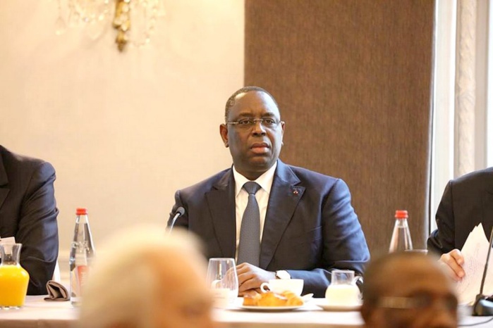Déjeuner avec ses vieux compagnons : Macky tente de recoller les morceaux de l'Apr