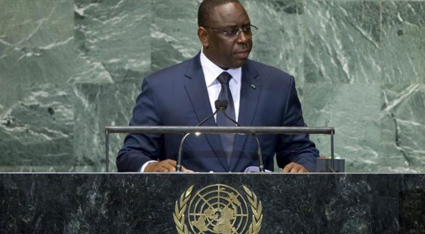 Macky cède le Port de Ndayane à DP World pour 1000 milliards