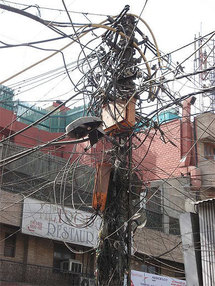 VCN de Thiès : plus de 200 poteaux électriques endommagés par des bandits
