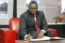 Macky Sall le ‘justicier de Colobane’ face à Wade et ses faucons