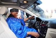 Wade a quitté le Maroc pour la France