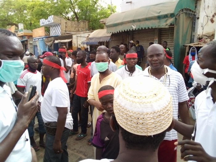 Marché Central de Kaolack : Les commerçants en mouvement pour exiger le curage des égouts.