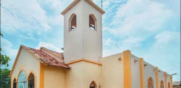 Kolda : La Cathédrale vandalisée, un prêtre blessé