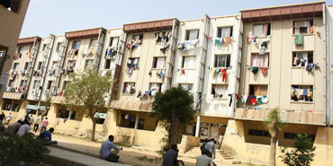 Ultimatum pour quitter les pavillons préfabriqués 95.000 étudiants envoyés dans la rue