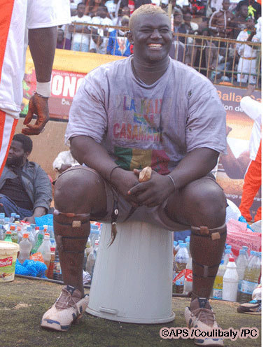 Saison de lutte 2013 : Aziz Ndiaye signe l'exclusivité des combats de Balla Gaye 2