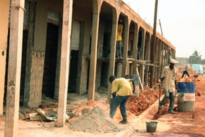 Le préfet de Dakar suspend la construction d'immeubles sur les abords de l'aéroport