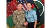 CIA: une seconde femme derrière la démission surprise de Petraeus