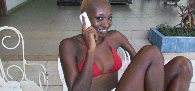 Fleur Mbaye en train de se la couler douce à mille lieues du Sénégal