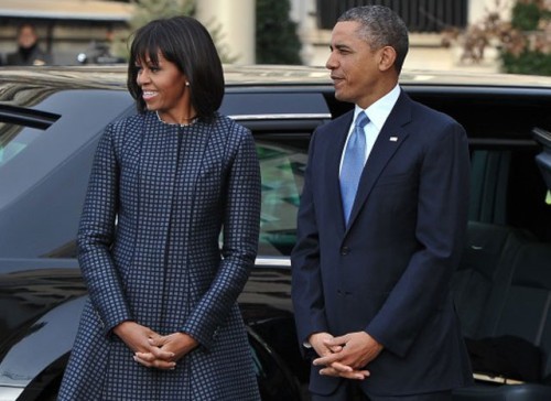 REGARDEZ. La tenue de Michelle Obama pour l'investiture de Barack à la loupe
