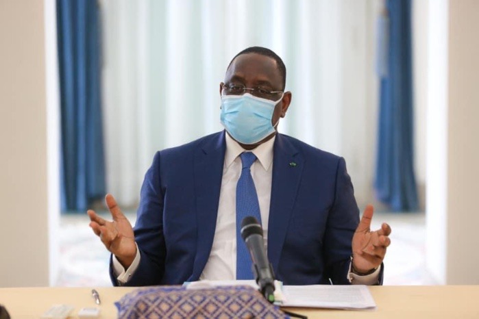 Réapparition de cas de Covid-19 : Macky Sall demande le renforcement des contrôles systématiques du port du masque dans les transports, lieux et établissements publics.