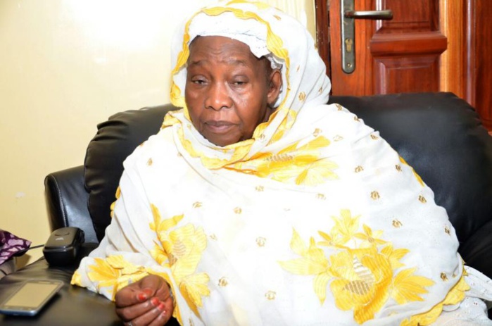 Dakar : La dépouille de Seyda Mariama Niass a quitté l'hôpital de Ouakam pour Médina Baye. Dakar : La dépouille de Seyda Mariama Niass a quitté l'hôpital de Ouakam pour Médina Baye.