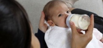 Quatre règles pour bien nourrir bébé
