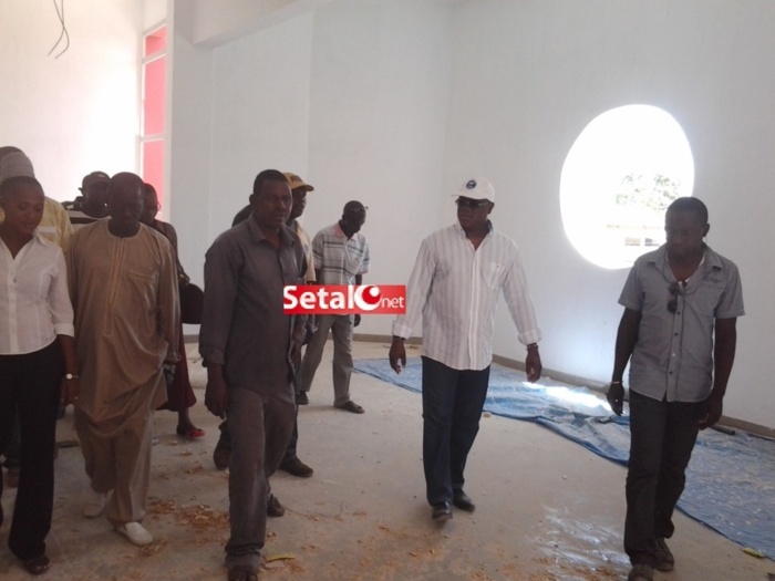 REGARDEZ. Baldé visite les nouveaux locaux de la mairie de Ziguinchor