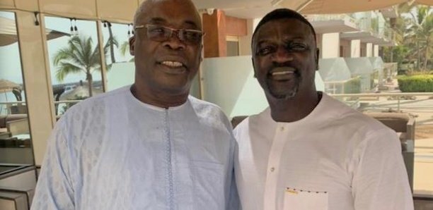 Décès Abdou Aziz Mbaye : Akon pleure son « mentor » et « père »