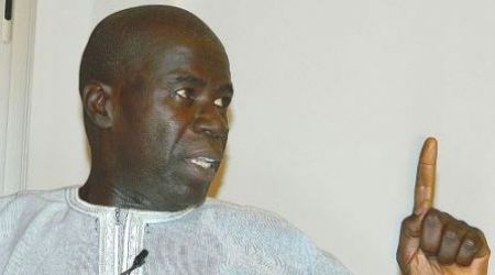 Mame Less Camara : Idy et Macky se surveillent du coin de l’œil
