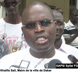 Les tabliers vont quitter la voie publique d’ici le 30 avril, assure Khalifa Sall