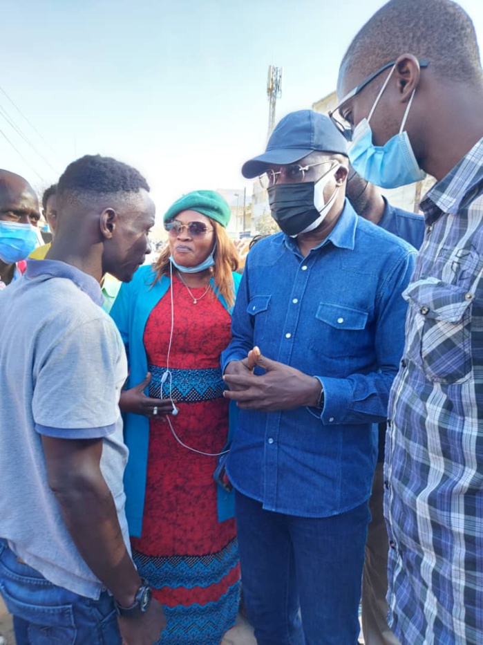 En images: Khalifa Sall démarre ses activités politiques et lance le «dox mbok» En images: Khalifa Sall démarre ses activités politiques et lance le «dox mbok»