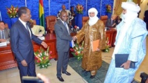 Mali : accord entre Bamako et les rebelles touaregs