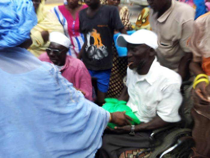 Commune d’Arrondissement de Biscuiterie : La Croix Rouge  Sénégalaise au secours de 800 familles nécessiteuses