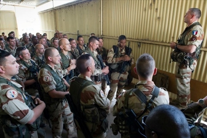 Opération Serval au Mali : un mort, un blessé dans un accident de la route (Défense)