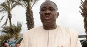 Farba Ngom  :« Il n’y a personne autour de lui capable de l’influencer »