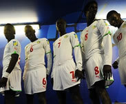 Coupe du Monde Beach Soccer - Tahiti 2013 : Les Lions  le moral bas, se défoulent sur..
