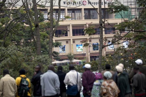 EN DIRECT - L'attaque islamiste au Kenya