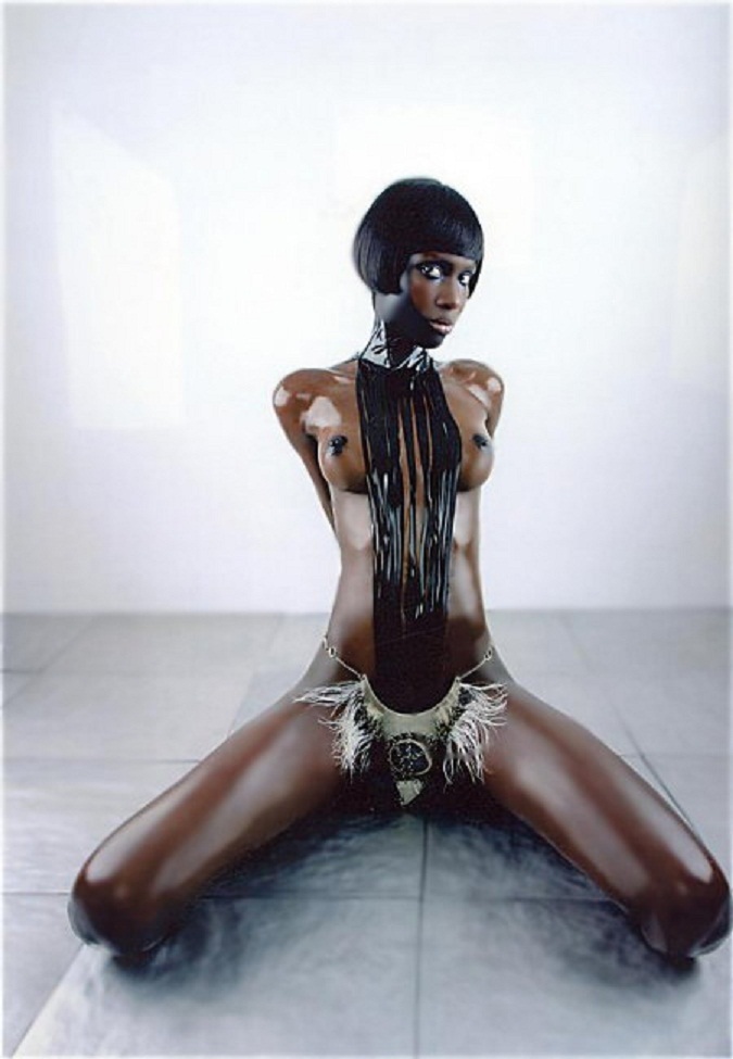 Mannequinat : Dji Dieng victime de sa nudité.