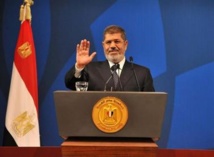 Egypte: le président destitué Morsi rejette l'autorité de ses juges