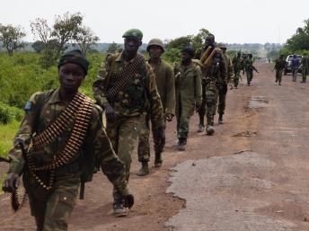 Kinshasa: le gouvernement appelle le M23 à se rendre