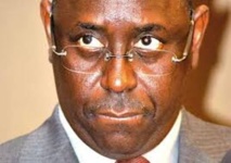 Non respect des heures de travail au Palais ,Macky Sall tape sur la table Non respect des heures de travail au Palais ,Macky Sall tape sur la table