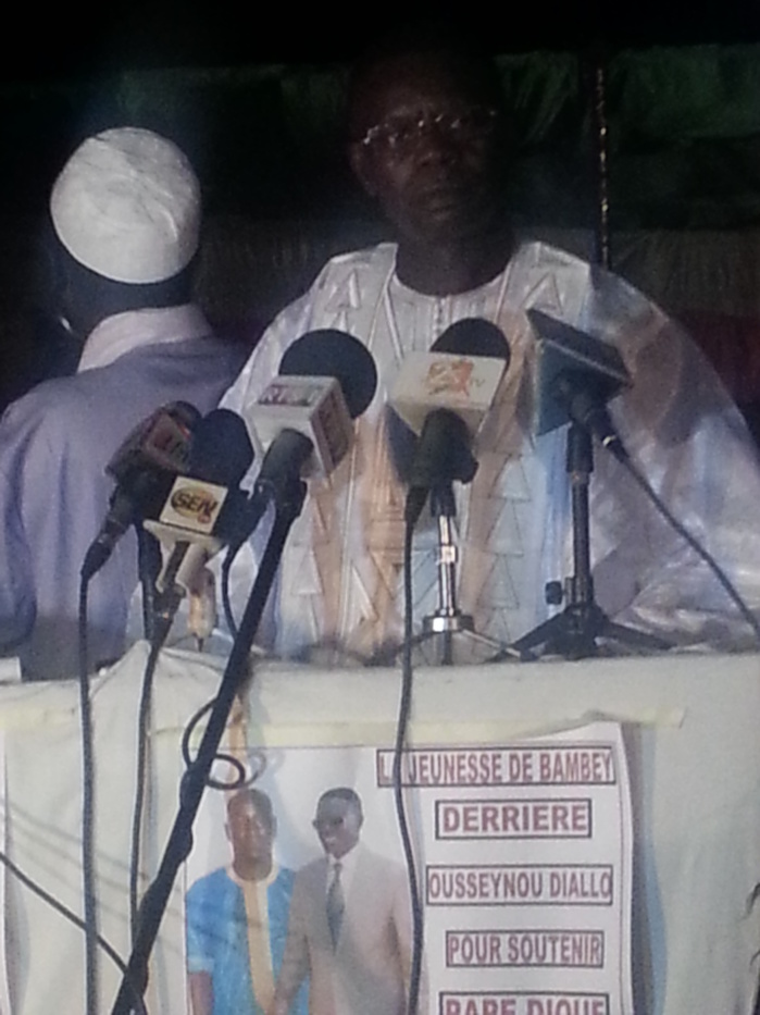 Pape Diouf met une croix sur Idy et son Rewmi Pape Diouf met une croix sur Idy et son Rewmi