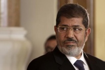 Le procès de l’ex-président égyptien Mohamed Morsi s’est ouvert Le procès de l’ex-président égyptien Mohamed Morsi s’est ouvert