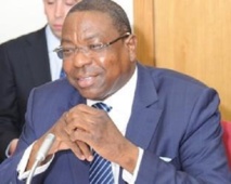 Mankeur Ndiaye retardé par une intoxication alimentaire Mankeur Ndiaye retardé par une intoxication alimentaire