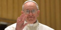 Le Pape: « Les chrétiens corrompus, les prêtres corrompus, combien font-ils de mal à l’Eglise ! »