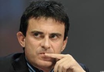 Manuel Valls à Gorée : ''La Traite négrière a été une négation de la personne humaine" Manuel Valls à Gorée : ''La Traite négrière a été une négation de la personne humaine"