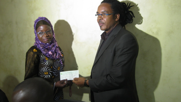 Thiaroye, des regroupements de jeunes et de femmes ont reçu plus de cinq millions de subventions pour assurer l’auto emploi Thiaroye, des regroupements de jeunes et de femmes ont reçu plus de cinq millions de subventions pour assurer l’auto emploi