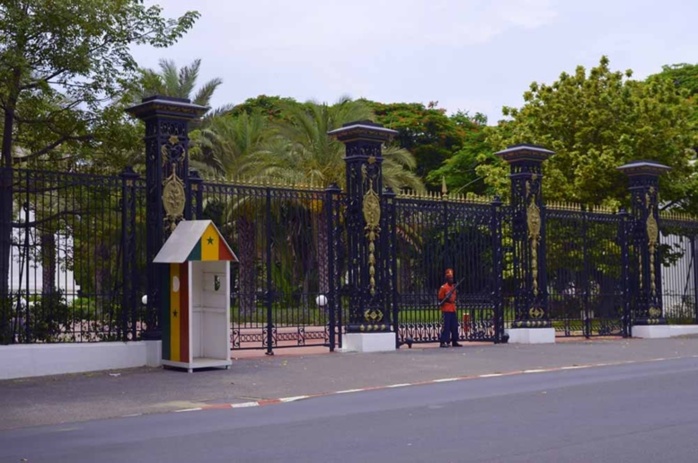 Mody Niang et Youssou Diallo jugent les échanges entre Macky Sall et Moubarcak Lô Mody Niang et Youssou Diallo jugent les échanges entre Macky Sall et Moubarcak Lô