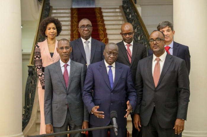 Le chef de l’état a reçu toute à l’heure le vice président de la banque mondiale Le chef de l’état a reçu toute à l’heure le vice président de la banque mondiale