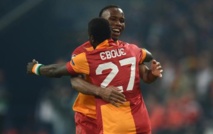 Turquie: Drogba et Eboué menacés de sanction pour leur hommage à Mandela Turquie: Drogba et Eboué menacés de sanction pour leur hommage à Mandela